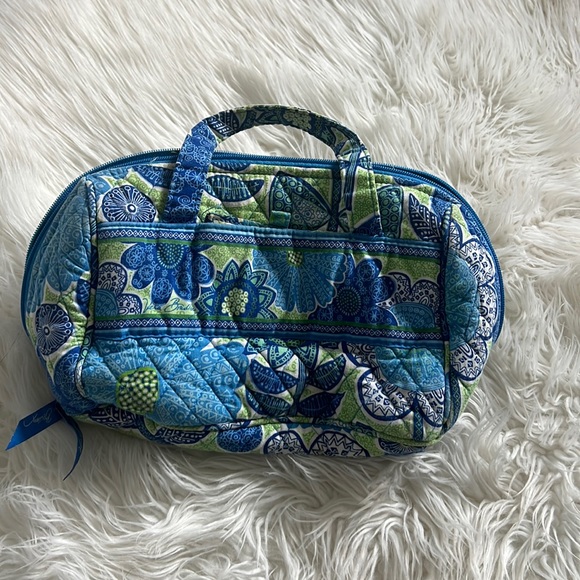 Vera Bradley Handbags - Vera Bradley Factory Style Ultralight Medium Zip Top Tote 10 x 7.5